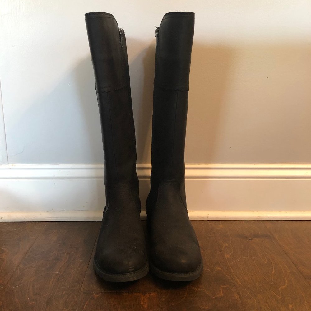 Ariat Womens  SUTTON Black NWOT Boots Size 8.5